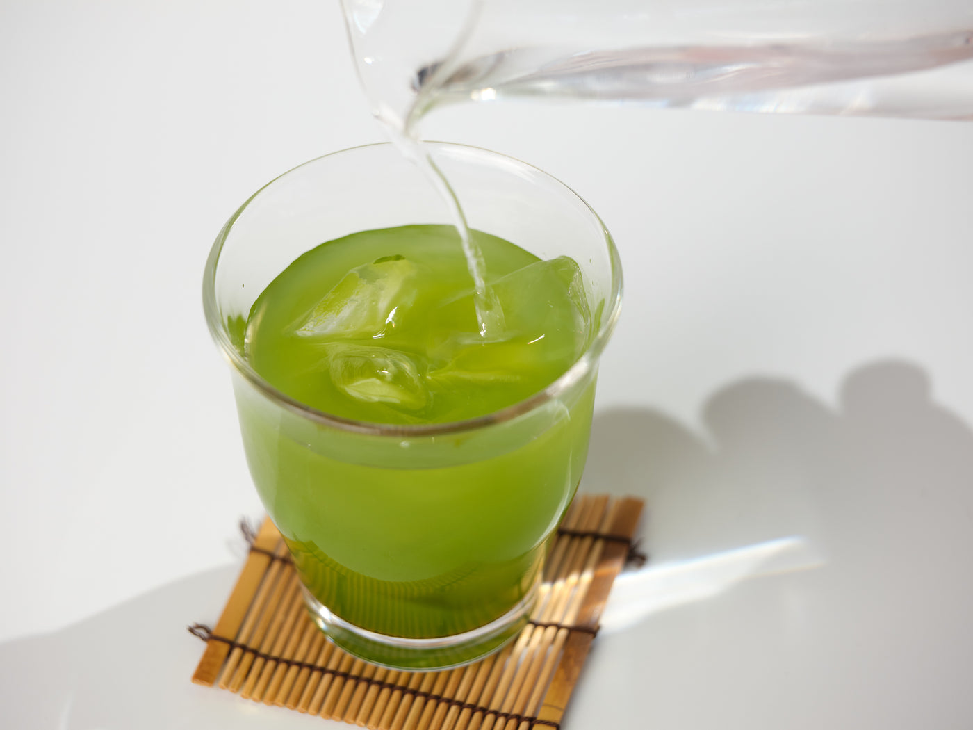 【販売開始間近！】「新感覚緑茶 優茶」が発売されます！